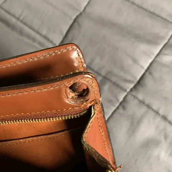 Clutch - Picture 5 of 5